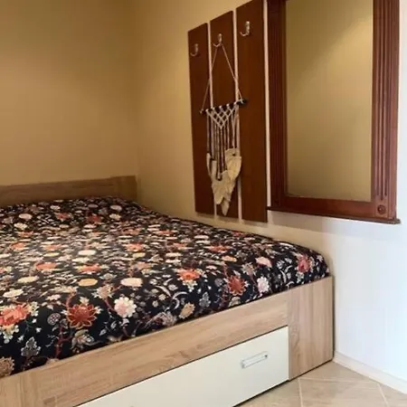 And Black Sea, Varna Apartmán *