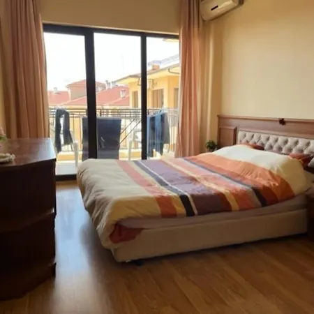 Apartamento And Black Sea, Varna